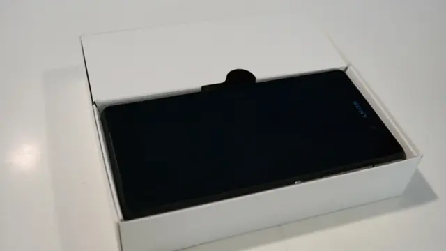 Sony Xperia Z2 3
