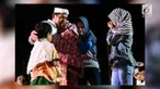 Selama Liseum menceritakan kisahnya. Puluhan penonton, tak kuasa menahan tangis air mata. Tak terkecuali, Bupati Purwakarta Dedi Mulyadi.