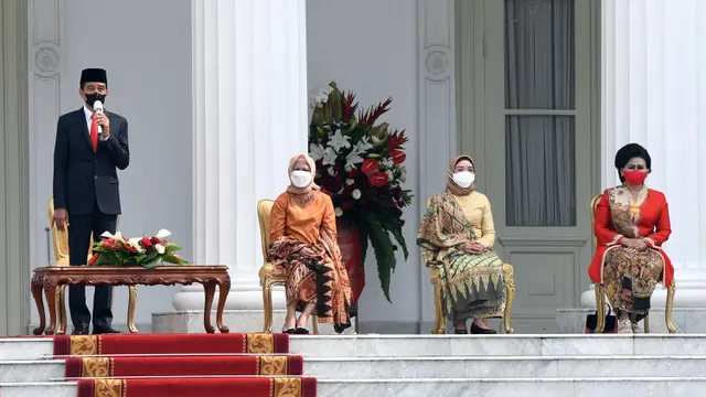 FOTO: Presiden Jokowi Pimpin Upacara HUT ke-76 TNI di Istana Merdeka