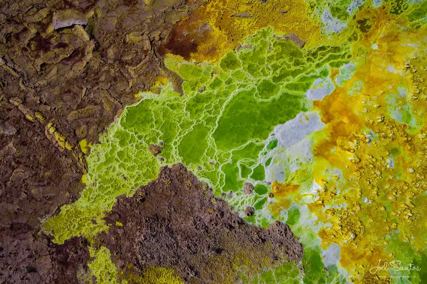 Dallol, Danakil Depression, Ethiopia. (Sumber Foto: Joel Santos/Bored Panda)