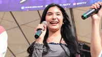 "Senang ya, ramai ternyata banyak juga yang suka Siapa Takut Jatuh Cinta," kata Maureen Daryanani di City Plaza Jatinegara, Jakarta Timur, Minggu (21/1/2018). (Adrian Putra/Bintang.com)