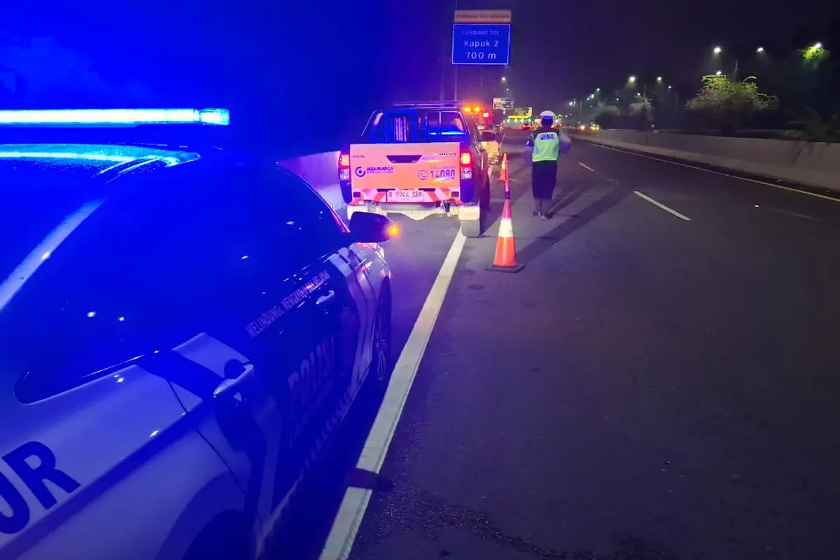 Polisi Buru Pengemudi Mobil BYD Usai Tabrak Chevrolet Berpenumpang Bayi