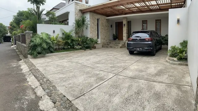 Jenis lantai untuk area carport outdoor model plesteran semen