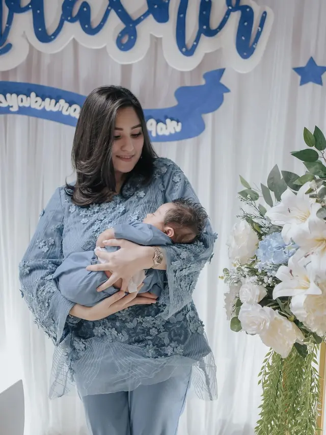 Penampilan 6 Artis saat Acara Akikah Anak Pertamanya, Lesty Kejora Tuai Komentar