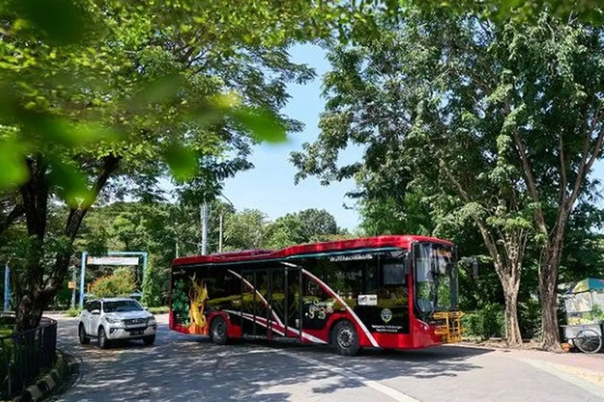 Daftar Transportasi Umum di Surabaya Lengkap Dengan Rutenya