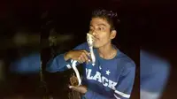 Cium Ular Kobra Saat Selfie, Nyawa Pria Ini Melayang Sia-sia