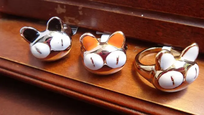 (c) <a href="http://www.facebook.com/merywhitelily">Mery White Lily</a>