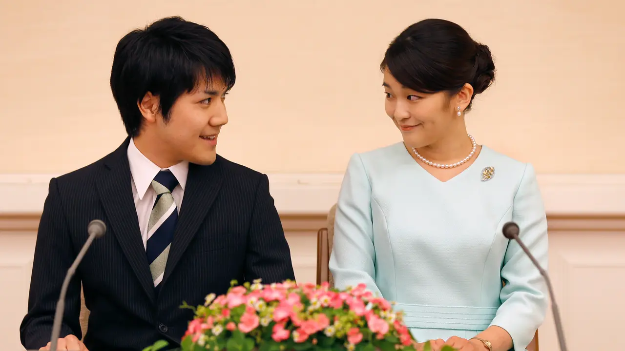 Cucu Kaisar Jepang-Putri Mako-Kei Komuro