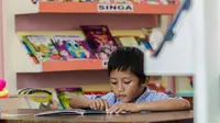 Nila Tanzil Pendiri Taman Bacaan Pelangi memberikan tips agar anak suka membaca