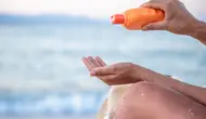 Ilustrasi sunscreen. (Image by pvproductions on Freepik)