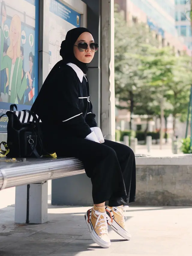 Gaya pakaian Nissa Sabyan/dok/IG/@nissa_sabyan