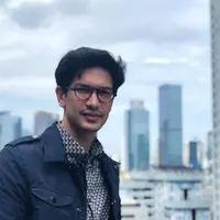 (Instagram/dimasbeck)