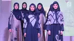 Sejumlah model berpose di atas catwalk mengenakan koleksi desainer Indonesia Fashion Chamber (IFC) dalam Fimela Fuchsia Market 2018 di Kota Kasablanka, Jakarta, Sabtu (26/5). (Liputan6.com/Arya Manggala)