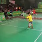  Sheva​ Pratama Ridwan dari SDN 2 Tanjung Kota Tasikmalaya bersiap untuk melakukan serve di pertandingan kategori beregu SD Putra MILO School Competition pada hari ini, Selasa (25/8) (istimewa)