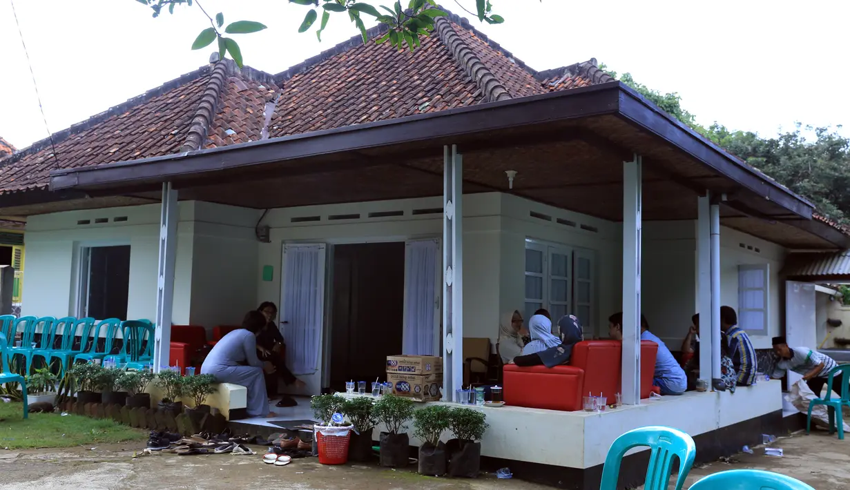 Beberapa proyek belum sempat digarap, diantaranya recycle lagu Nike Ardilla yang belum sempat diselesaikan. Bahkan melalui sahabatnya ia menginginkan cucunya menjadi the next Nike Ardila. (Adrian Putra/Bintang.com)