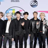 Sudah tak diragukan lagi kepopuleran BTS. Boyband ini tak hanya terkenal di Korea, namun juga di internasional. (Neilson Barnard/GETTY IMAGES NORTH AMERICA/AFP)