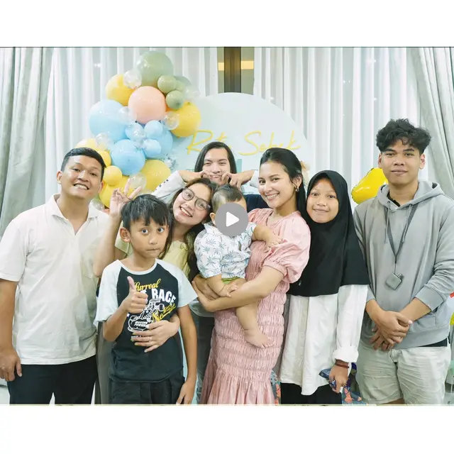 6 Potret Ulang Tahun ke-1 Anak Indah Permatasari, Wajah Masih Belum Diungkap