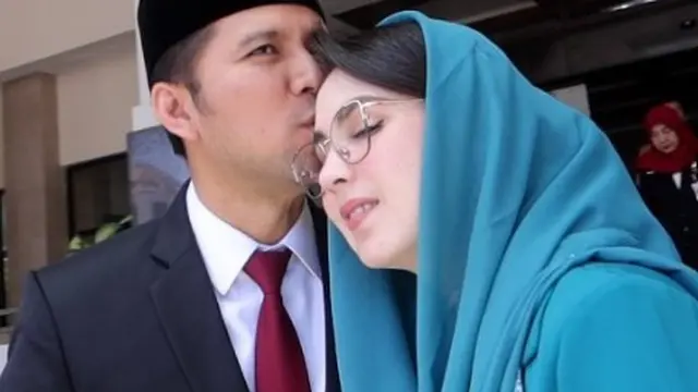 Arumi Bachsin dan Emil Dardak (Instagram/arumibachsin_94)