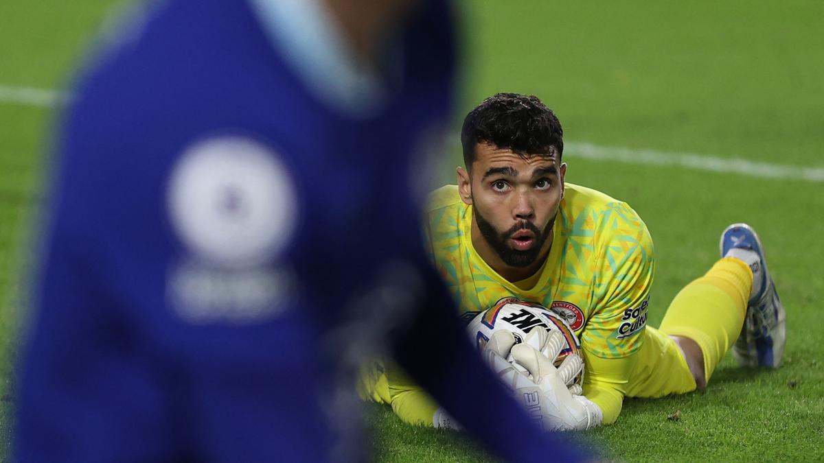 Liga Inggris: Rekrut David Raya meski Punya Aaron Ramsdale, Mikel ...