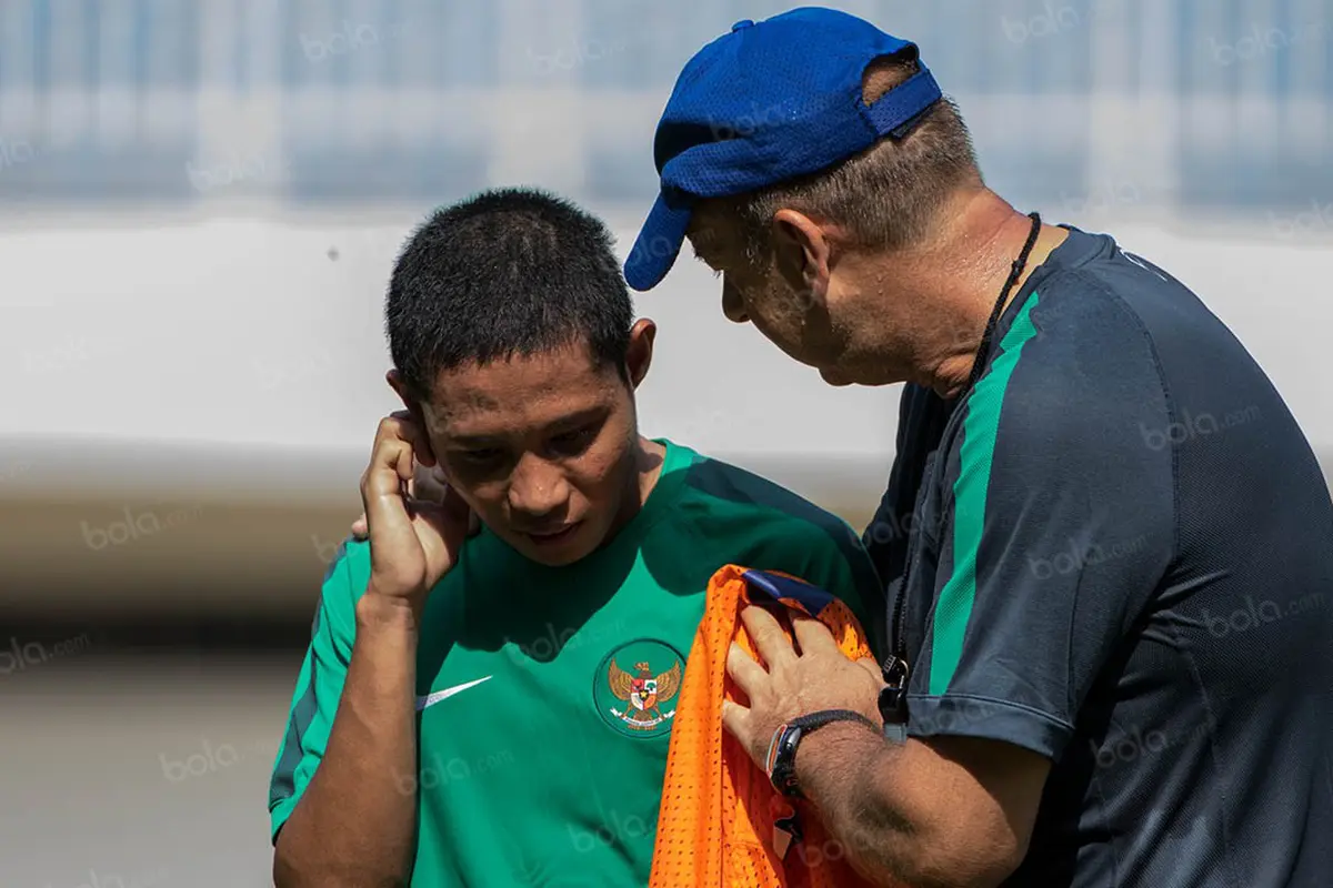 Evan Dimas
