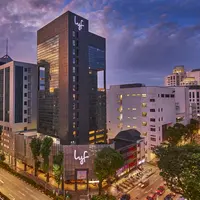 Ascott Limited, nama terkemuka di industri perhotelan Asia, baru saja meluncurkan lyf Bugis Singapore – properti social-living pertama mereka yang berfokus pada kesejahteraan, yang membayangkan ulang cara hidup perkotaan untuk generasi pelancong Asia berikutnya. [Dok/LYF Bugis Singapore].