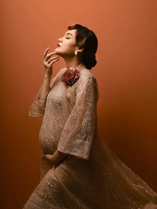 Nella Kharisma (Instagram/upimakeup)