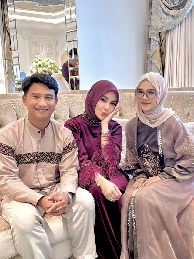 Potret Ruang Tamu Rumah Syahrini di Jakarta