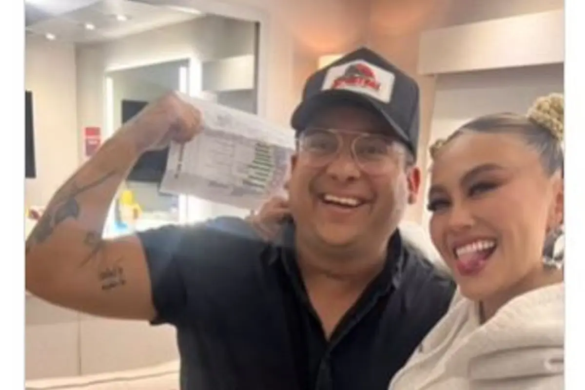 Heboh Pria Anerika Bikin Tato Tanda Tangan Agnez Mo di Tangannya