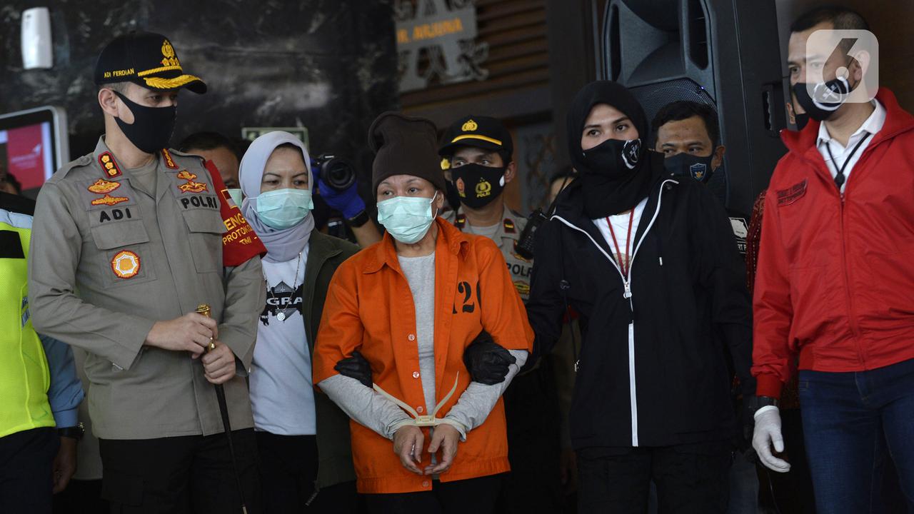 FOTO: 17 Tahun Buron, Maria Pauline Lumowa Tiba di Indonesia