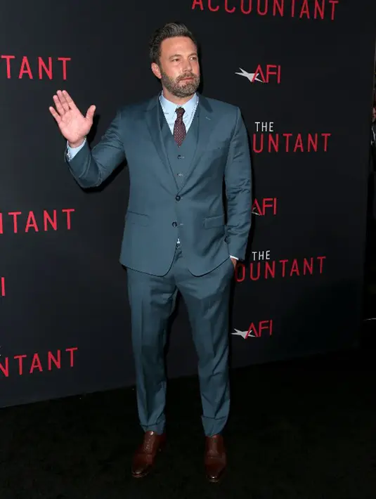 Mendengar Ben sudah berpaling, kabarnya ini menjadi kabar buruk bagi Jennifer. Namun ia menyadari semua ini adalah karma untuknya lantaran pernah merebut Ben dari J.Lo pada 2004 silam. (AFP/Bintang.com)