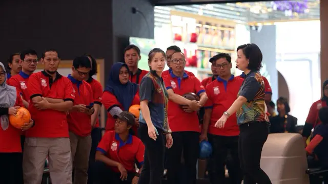 Putty dan Sharon Berharap Olahraga Boling Makin Berkembang di Indonesia