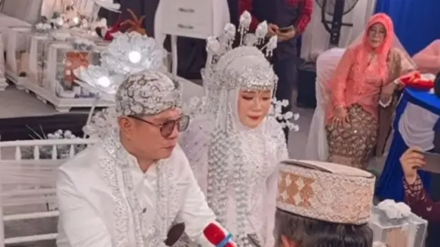 Pernikahan kelima Andika Kangen Band (Instagram/musikanaknegeri)