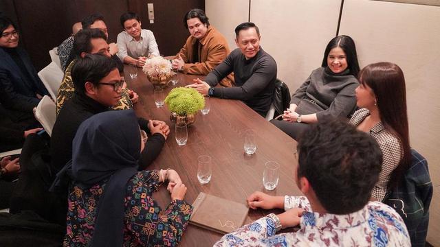 6 Potret Kegiatan Annisa Pohan Ketika di Jerman, Temui Langsung Bunda Corla