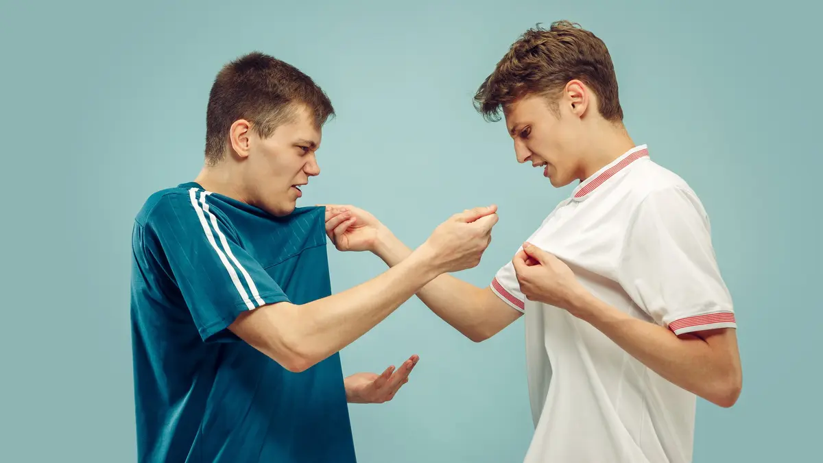 Arti Mimpi Berantem Sama Teman - Ragam Bola.com