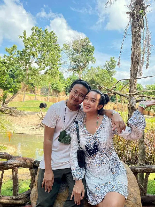 6 Momen Dea Ananda Umumkan Jenis Kelamin Buah Hati Ini Bikin Haru