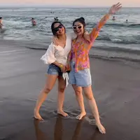 Tampilan Febby Rastanty Liburan di Bali. [@febbyrastanty]