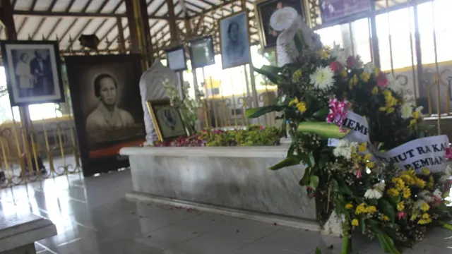 Makam R.Ay. Kartini Djojo Adhiningrat