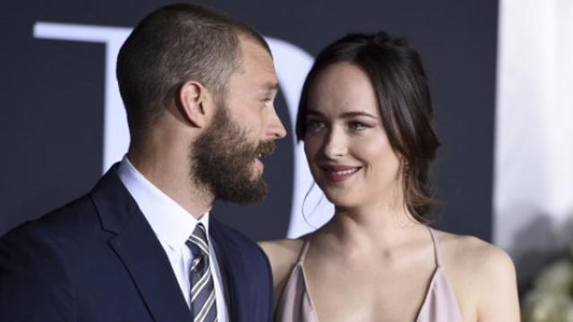 Adegan Sensual Di Fifty Shades Of Grey Jamie Dornan Pisah Dari Istri Showbiz Liputan6 Com Cm, date de naissance, couleur des cheveux, couleur des yeux, nationalité. adegan sensual di fifty shades of grey