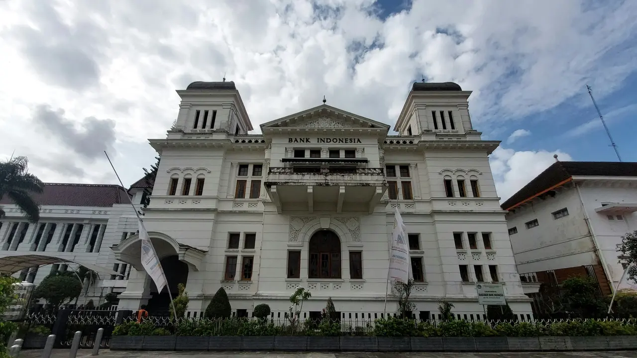 Bank Indonesia Jogja/Photo by Nindya A A on Unsplash