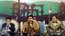 Anggota DPR Fraksi PDIP, Maruarar Sirait (tengah) berbicara saat dialog Dialektika Demokrasi dengan topik 'Makna dari pertemuan Jokowi-Prabowo' di Media Center, Gedung Parlemen Senayan, Jakarta, Selasa (1/11). (Liputan6.com/Johan Tallo)