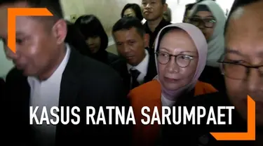 Berkas kasus berita bohong atau hoaks tersangka Ratna Sarumpaet lengkap alias P21. Ratna Sarumpaet pun dikawal sejumlah penyidik dibawa ke Kejaksaan Negeri Jakarta Selatan sambil tersenyum datar.