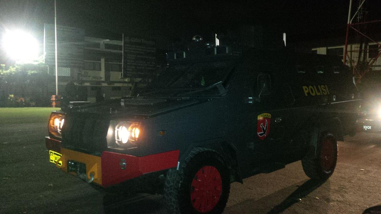 20151105-Bos-Gengster-India