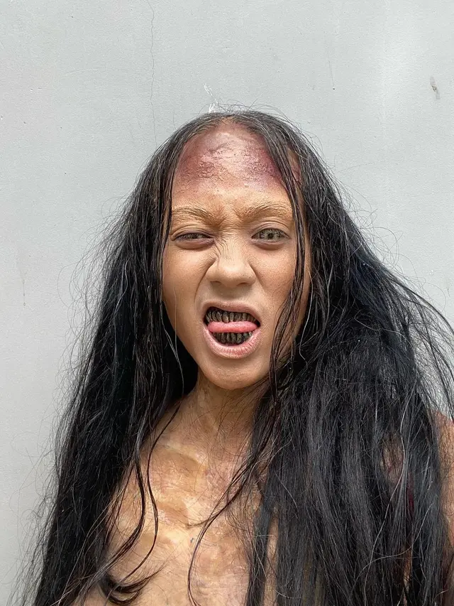 7 Potret Proses Makeup Dayinta Melira dalam Film Sewu Dino Ini Curi Perhatian