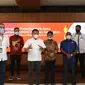 Dirut Telkom Ririek Adriansyah (ketiga dari kiri) memberikan paparan usai Penandatanganan Perjanjian Kerja Sama PON XX Papua Tahun 2021 antara Telkom dan Pengurus Besar PON XX Papua 2021 yang disaksikan Menkominfo Johnny G. Plate (Foto: TelkomGroup).