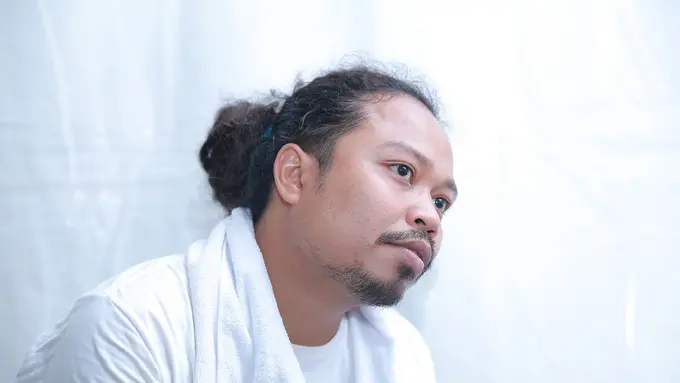[Bintang] Payung Teduh