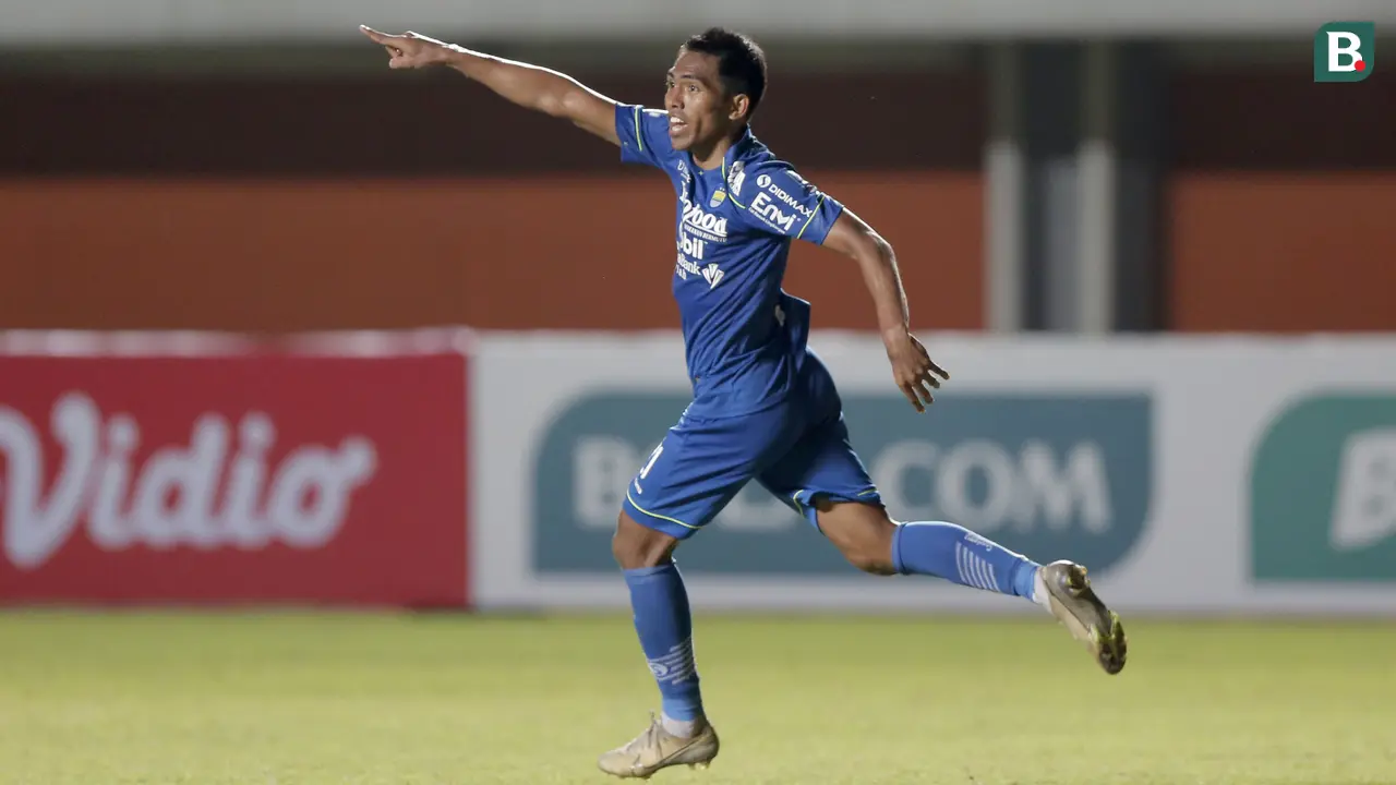 FOTO: Persib Bandung Susah Payah Imbangi 10 Pemain Bali United