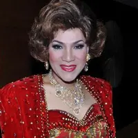 Saat Mpok Nori meninggal, Dorce Gamalama mengakui bahwa dirinya sempat memaki-maki Mpok Nori. Bagaimana ceritanya?