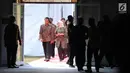 Presiden Joko Widodo didampingi Kepala Badan Pengawas Obat dan Makanan (BPOM), Penny K Lukito, menghadiri acara Pencanangan Aksi Nasional Pemberantasan Obat Ilegal dan Penyalahgunaan Obat di Cibubur, Jakarta, Selasa (3/10). (Liputan6.com/Faizal Fanani)