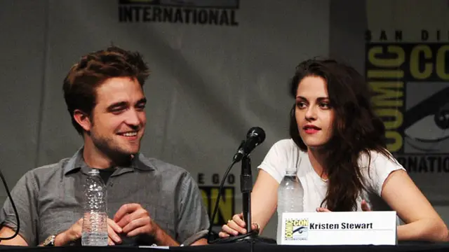 [Bintang] Kristen Stewart - Robert Pattinson