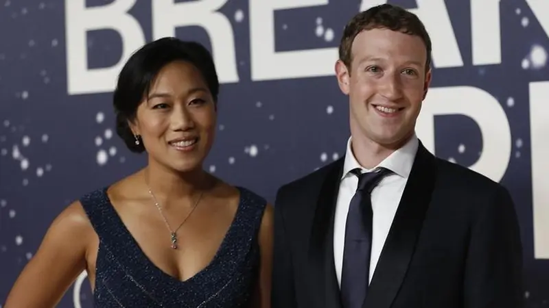 20151201-Putri Pertama Lahir, Mark Zuckerberg Sumbangkan 99 Persen Saham Facebook